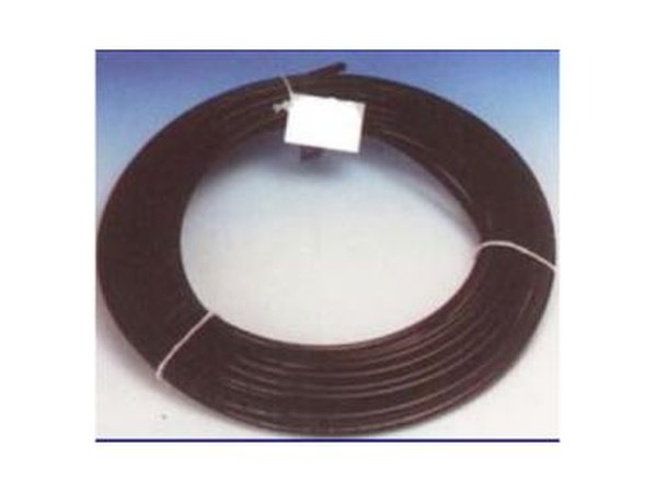 Tube polyamide noir (couronne 25 m)